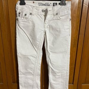 Miss Me Jeans white angel wing Capri